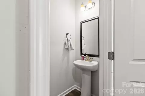 Entry Way - 3738 Yorkshire Pl, Terrell, NC 28682 photo 6 of 7