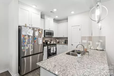 Kitchen - 3738 Yorkshire Pl, Terrell, NC 28682 photo 1 of 4