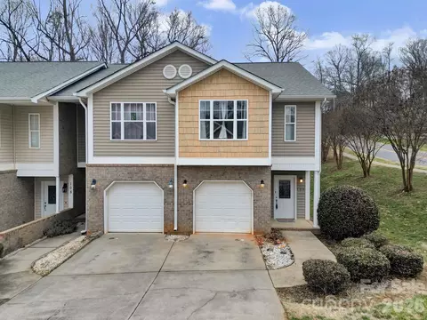 104 Sherman Oaks Ln, Mooresville, NC 28115
