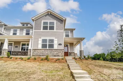 3827 Cheyney Park Dr, Charlotte, NC 28269