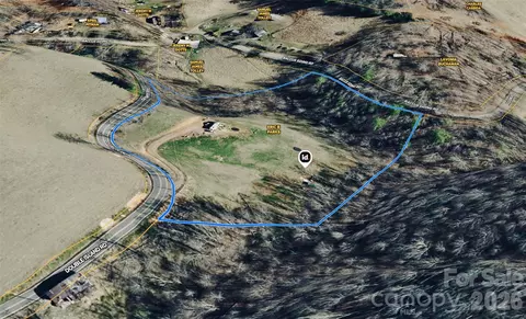 1874 Double Island Rd, Green Mountain, NC 28740