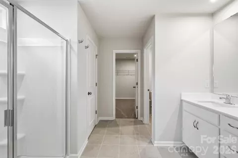 Entry Way - 2730 Phoenix Ct, Gastonia, NC 28052 photo 7 of 9