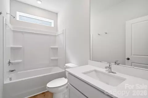 Bath - 2730 Phoenix Ct, Gastonia, NC 28052 photo 1 of 1
