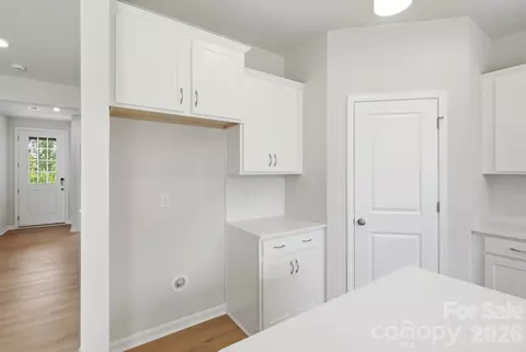 Entry Way - 2730 Phoenix Ct, Gastonia, NC 28052 photo 5 of 9