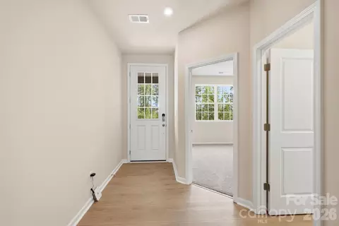 Entry Way - 2730 Phoenix Ct, Gastonia, NC 28052 photo 2 of 9