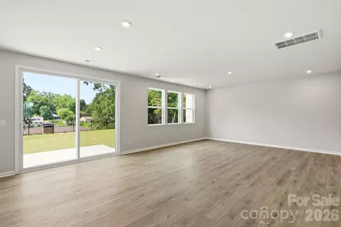Living - 2730 Phoenix Ct, Gastonia, NC 28052 photo 1 of 4