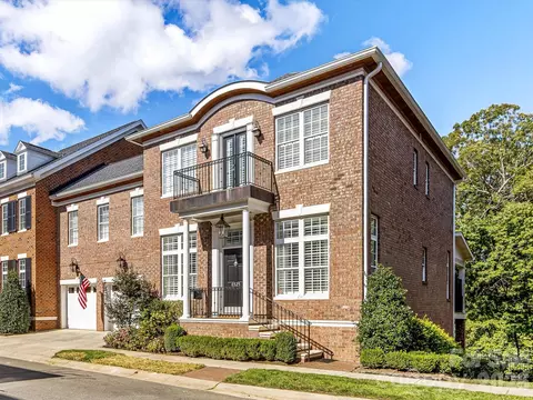 6525 Wakehurst Rd, Charlotte, NC 28226