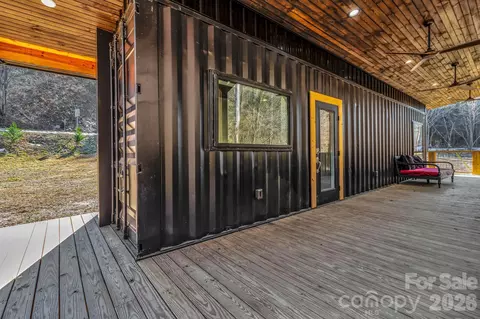 1115 Paint Rock Rd, Hot Springs, NC 28743