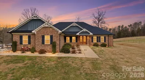 1370 Null 4 Rd #4, Lincolnton, NC 28092