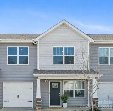 42 Benedict Ln, Weaverville, NC 28787