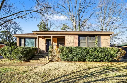 1133 Penrose Ln, Charlotte, NC 28217