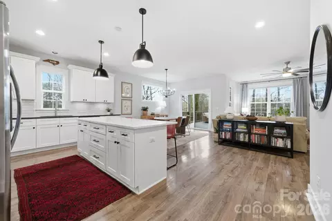 321 Fielding Rd, Charlotte, NC 28214