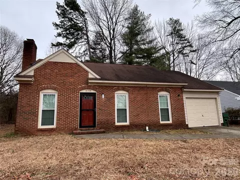6708 Marston Ct, Charlotte, NC 28215