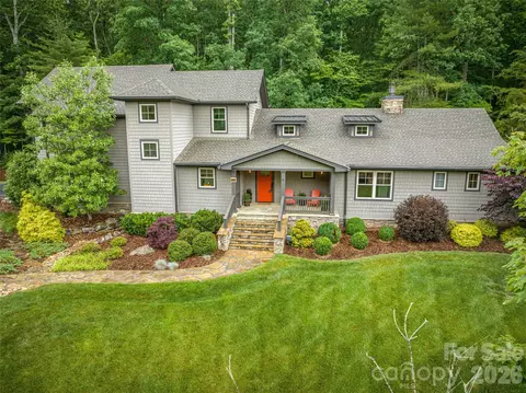 101 Glen Trillium Dr, Fletcher, NC 28732