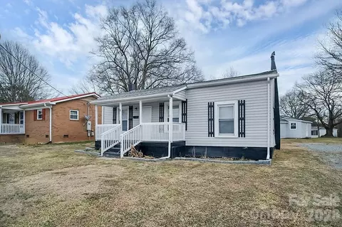 301 Jc Dellinger Rd, Cherryville, NC 28021