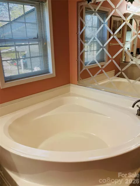 Bath - 13215 Pine Bluff Rd, Midland, NC 28107 photo 4 of 7