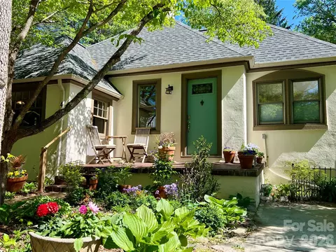 4 Duke St, Asheville, NC 28803