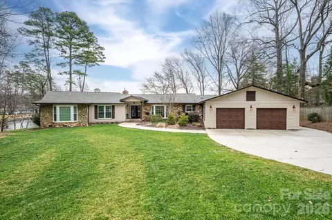 4485 River Oaks Rd, Lake Wylie, SC 29710