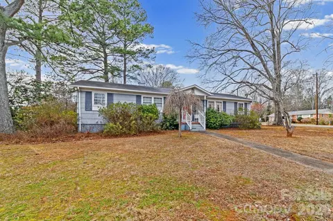 5 Cartwright St, York, SC 29745