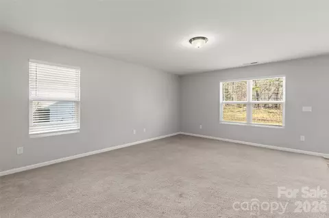 Living - 2040 E Park Dr, Lancaster, SC 29720 photo 2 of 3