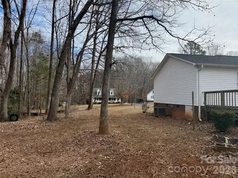 Exterior - 309 Mel Ln, Crouse, NC 28033 photo 8 of 9