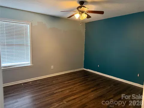 Bedroom - 309 Mel Ln, Crouse, NC 28033 photo 4 of 6