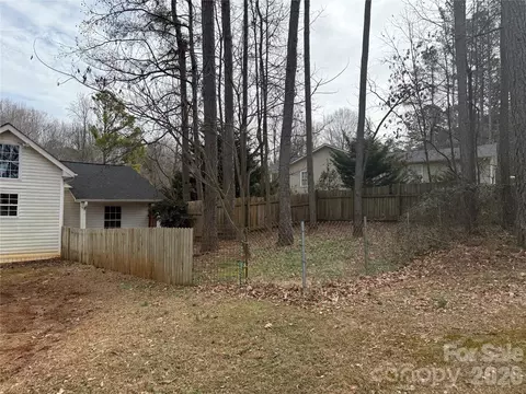 Exterior - 309 Mel Ln, Crouse, NC 28033 photo 7 of 9