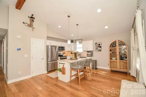 Kitchen - 1220 Alvin Hough Rd, Midland, NC 28107 photo 1 of 5