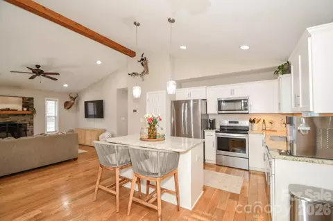 Kitchen - 1220 Alvin Hough Rd, Midland, NC 28107 photo 2 of 5