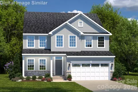 2052 Fernway Dr, Charlotte, NC 28216