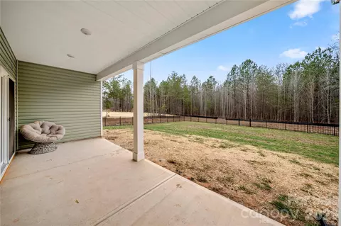 Exterior - 3073 Meadowcrest Dr, Clover, SC 29710 photo 4 of 6