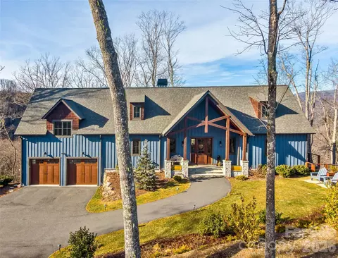 1839 Grandview Dr, Tuckasegee, NC 28783