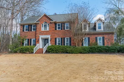 1356 Woodhurst Dr, Rock Hill, SC 29732