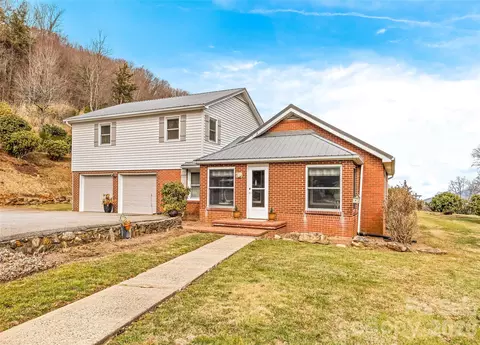 15 Whitted Rd, Canton, NC 28716