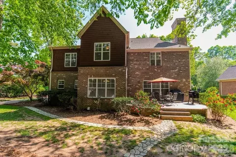 4599 Rustling Woods Dr, Denver, NC 28037