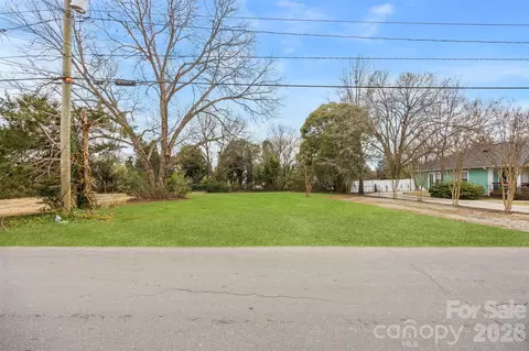 305 North St, Belmont, NC 28012