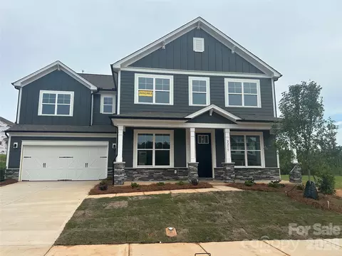 2215 Tabor Rd, Sherrills Ford, NC 28673