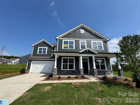 2215 Tabor Rd, Sherrills Ford, NC 28673