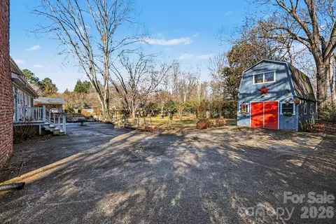 Exterior - 324 Windsor Dr, Salisbury, NC 28144 photo 3 of 3