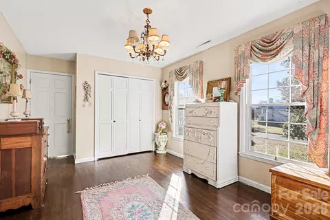 Bedroom - 324 Windsor Dr, Salisbury, NC 28144 photo 2 of 5