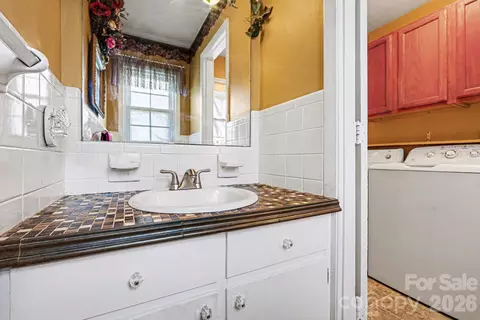 Other - 324 Windsor Dr, Salisbury, NC 28144 photo 5 of 9