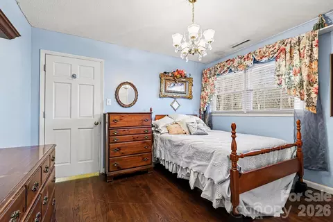 Bedroom - 324 Windsor Dr, Salisbury, NC 28144 photo 4 of 5