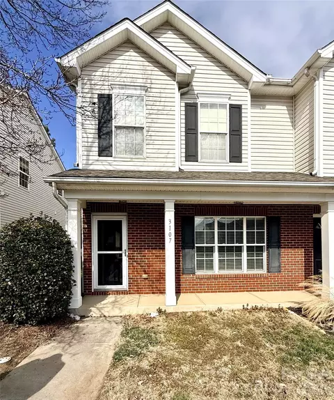 3107 Golden Dale Ln, Charlotte, NC 28262