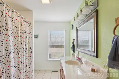 Bath - 130 Crestview St, Canton, NC 28716 photo 1 of 5