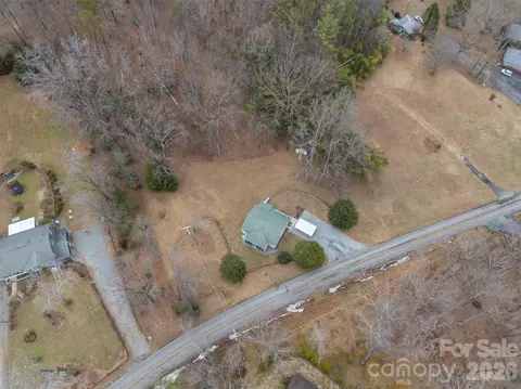 View/Area - 711 Thermal View Dr, Tryon, NC 28782 photo 2 of 4