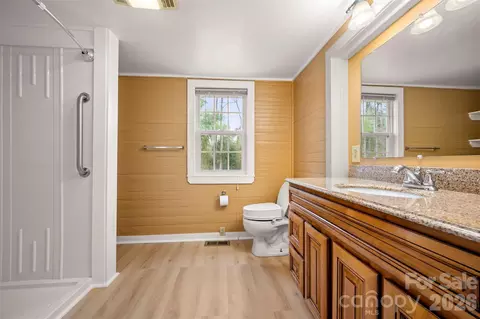 Bath - 711 Thermal View Dr, Tryon, NC 28782 photo 1 of 2