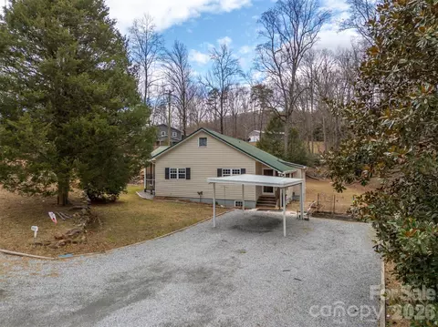 Exterior - 711 Thermal View Dr, Tryon, NC 28782 photo 5 of 12
