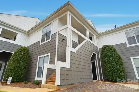 753 Southwest Dr, Davidson, NC 28036