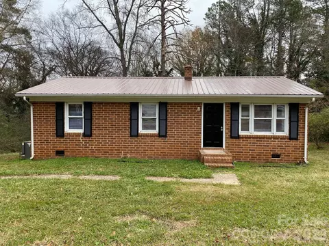 406 N Rutherford St, Wadesboro, NC 28170