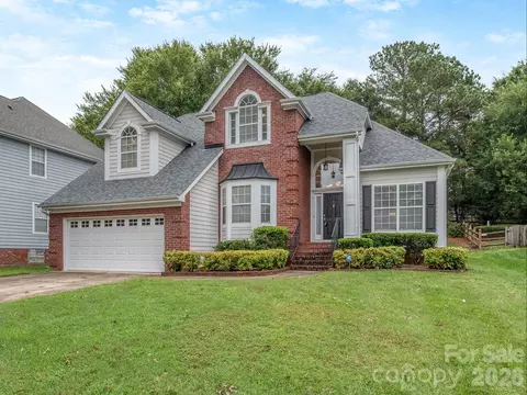 6221 Caslon Ct, Charlotte, NC 28270